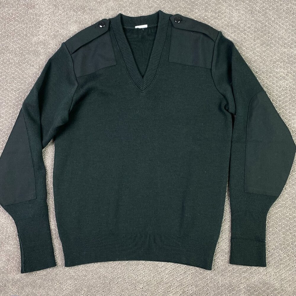 NWOT Logistik Sweater Men's Medium Green Wool Military Commando Elbow Patch